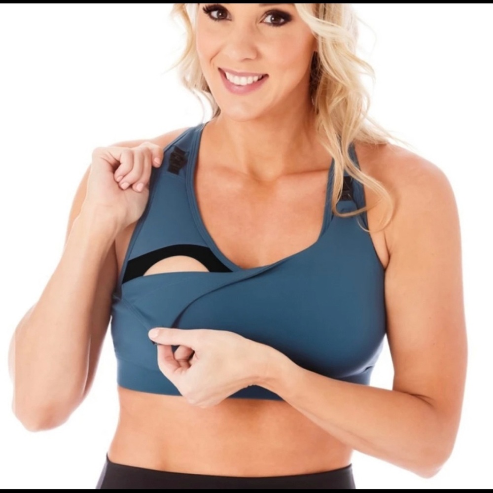 Love and fit Athena 2.0 nursing sports bra size M